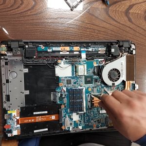 تعمیر کامپیوتر در گمنام
